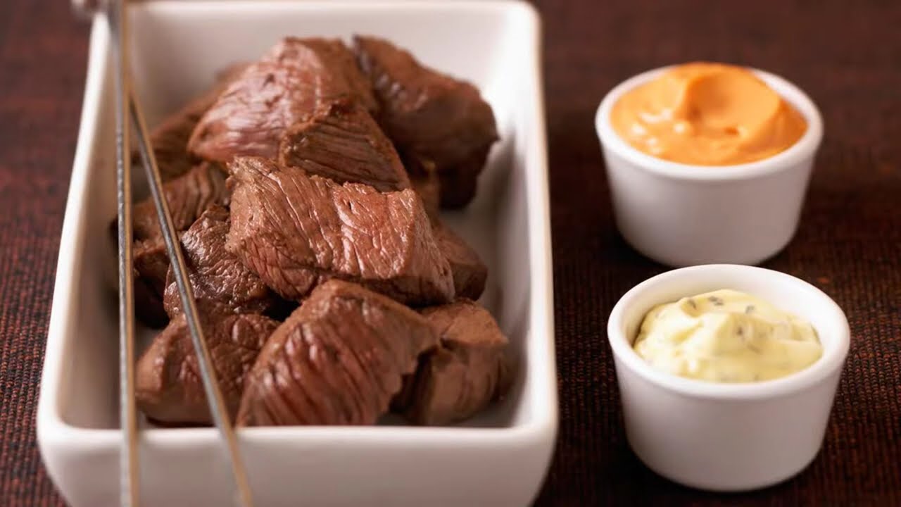 Comment faire une Fondue bourguignonne et sauces d'accompagnement 🤔