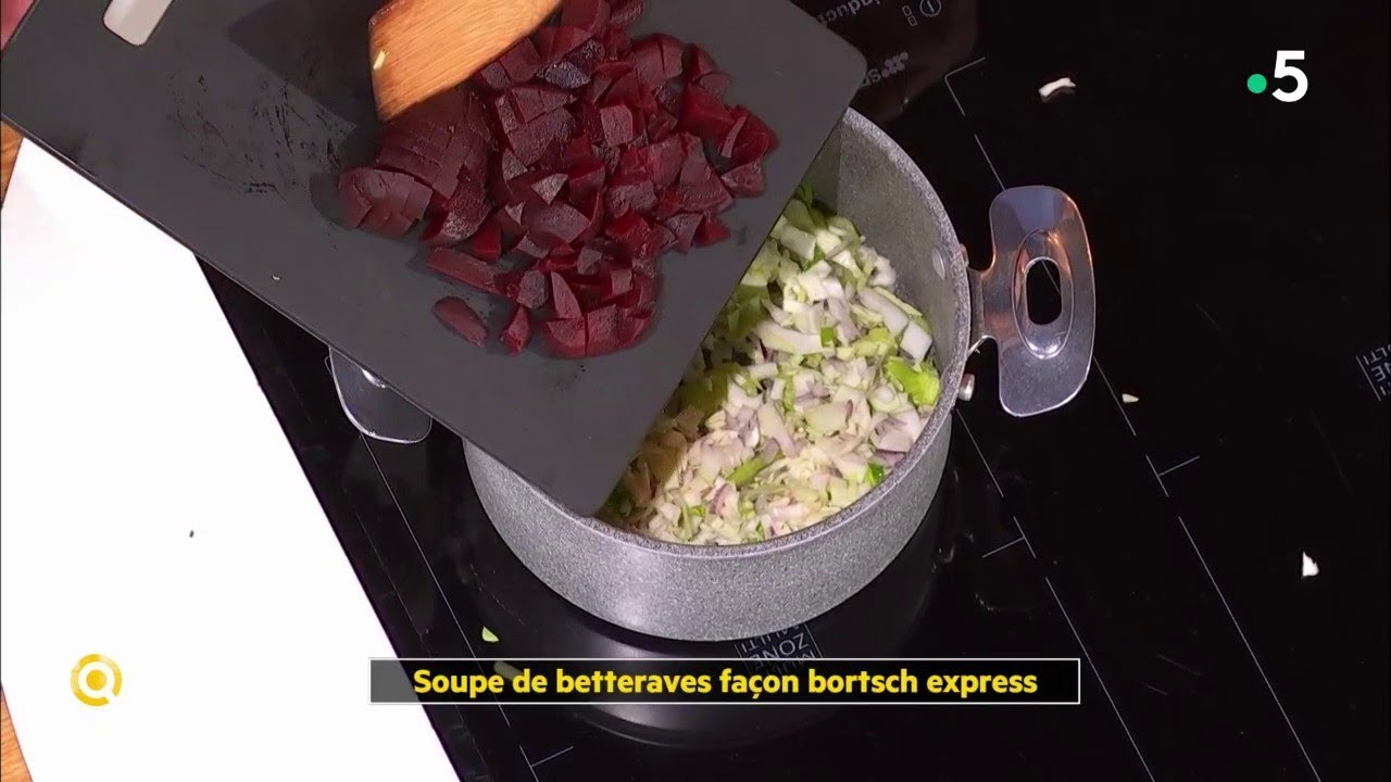 Coup d'food : Soupe de betterave façon bortsch express