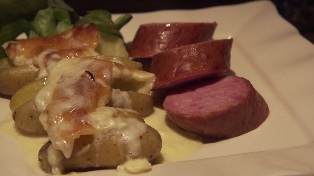 Recette : mont d’or et saucisse de Morteau - Météo à la carte