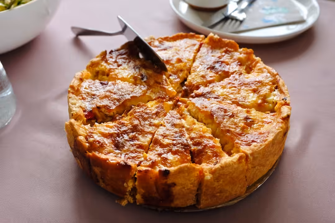 Flan de courgettes express : savourez-le chaud ou froid, simple et rapide à préparer