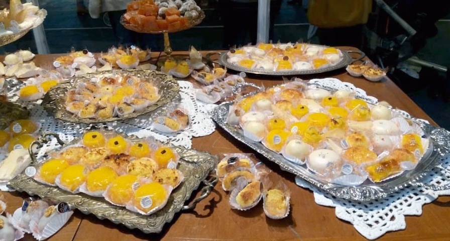 Mini tatins gourmandes aux figues, brie fondant et jambon : l&rsquo;élégance parfaite pour vos invités !