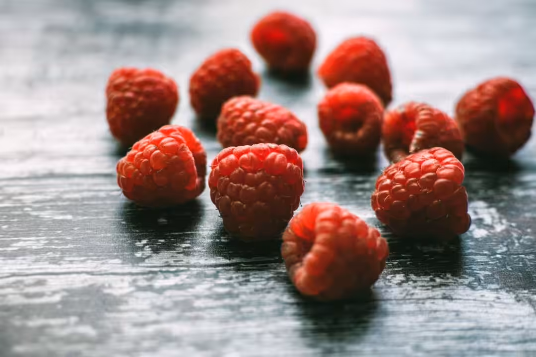 Cake citron-framboise : la recette fruitée et moelleuse